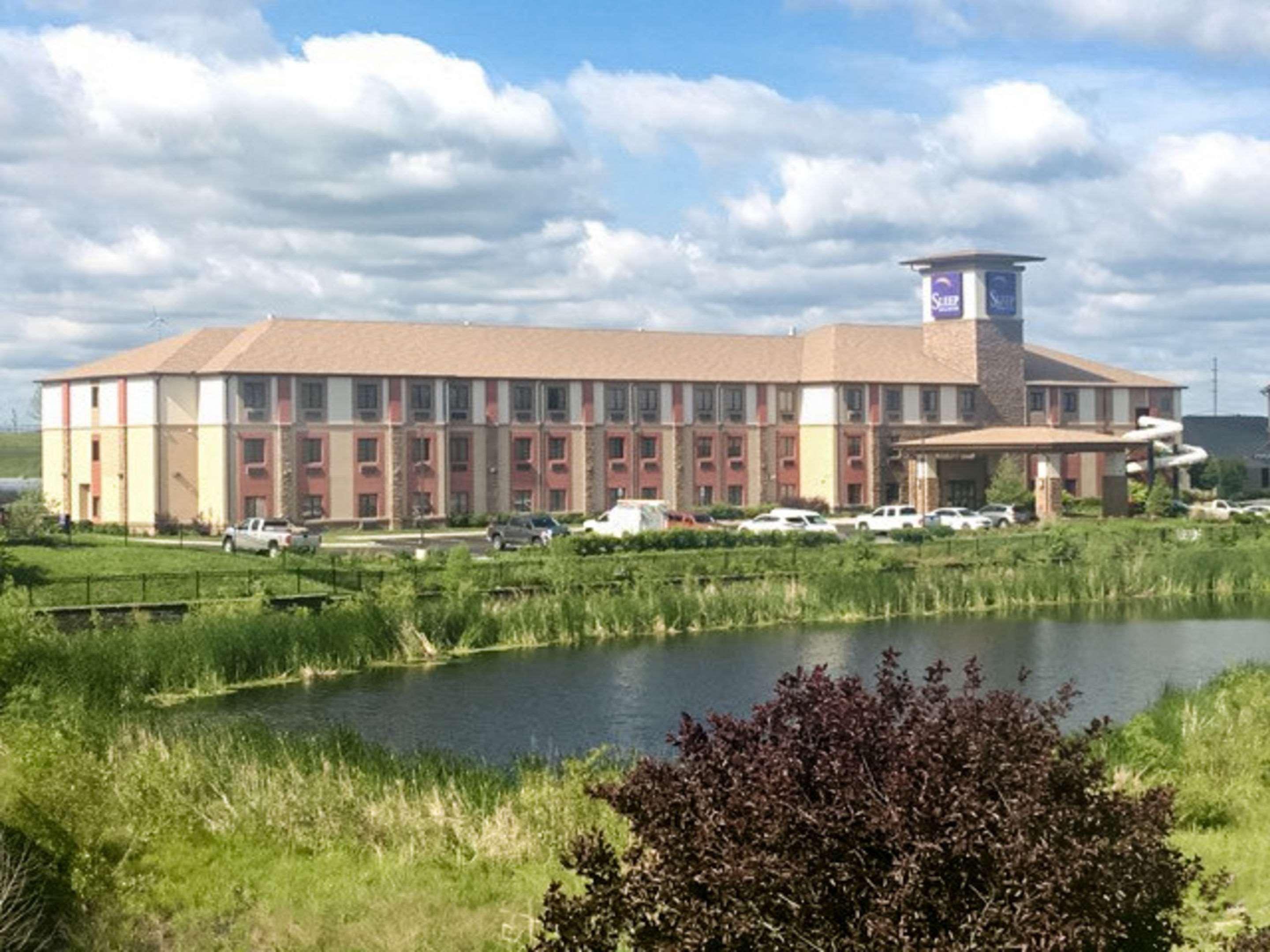 Sleep Inn & Suites Indoor Waterpark Liberty Exterior foto